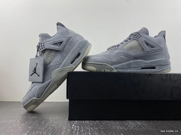 Cheap 3864 Trendy 4 Kaws Retro Jordan 930155- 1015